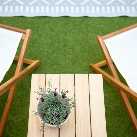 Renovated Apart With Private Courtyard, By Timecooler リスボン エクステリア 写真