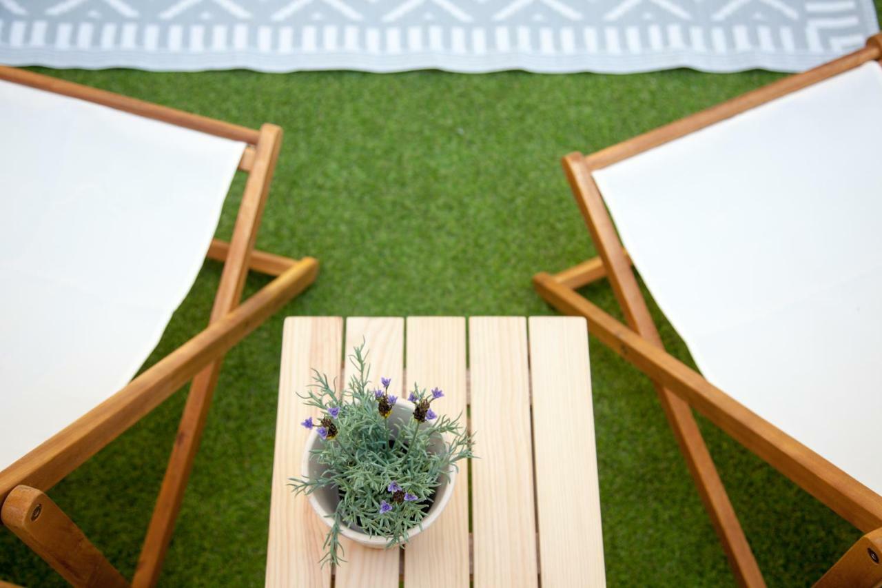 Renovated Apart With Private Courtyard, By Timecooler リスボン エクステリア 写真