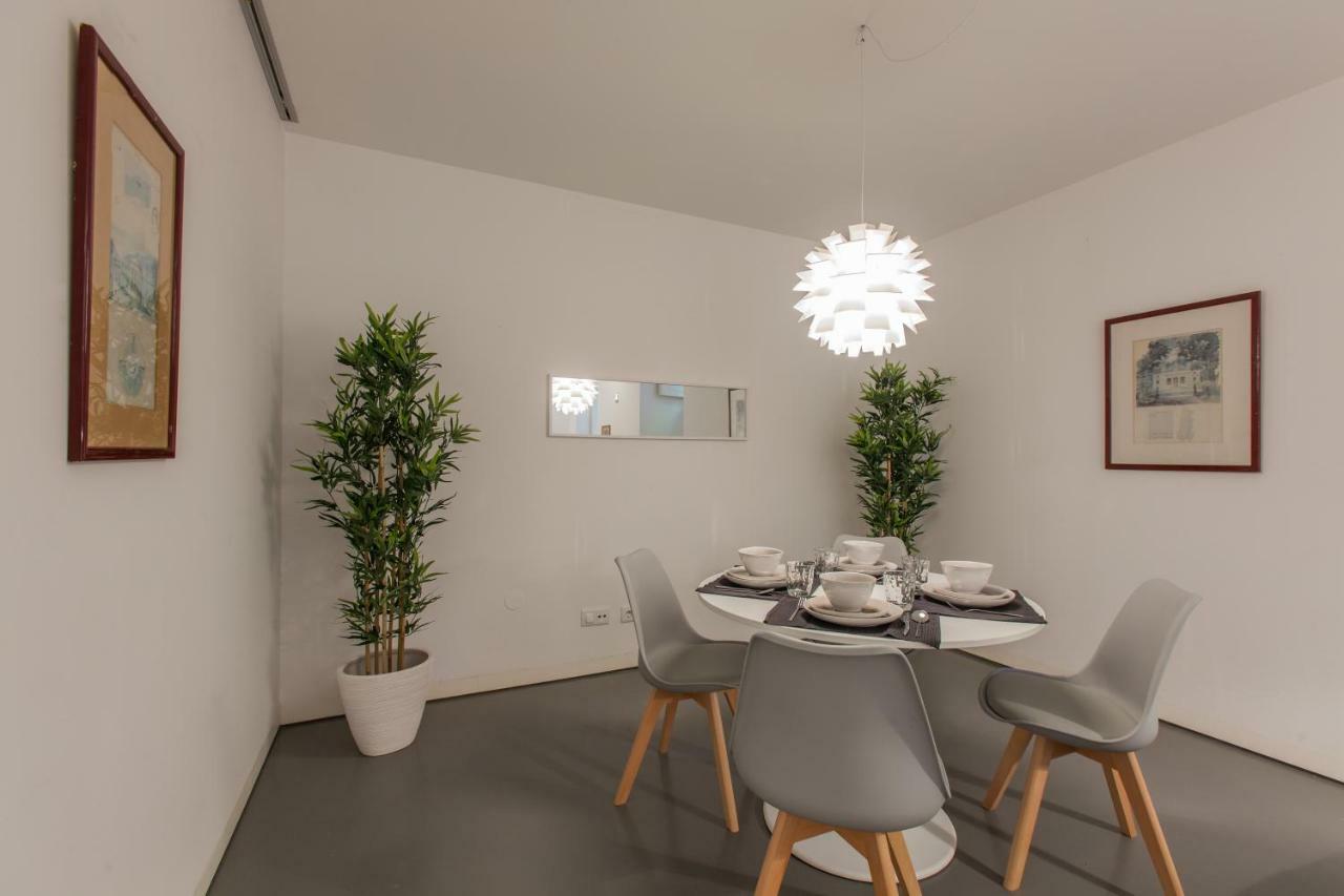 Renovated Apart With Private Courtyard, By Timecooler リスボン エクステリア 写真