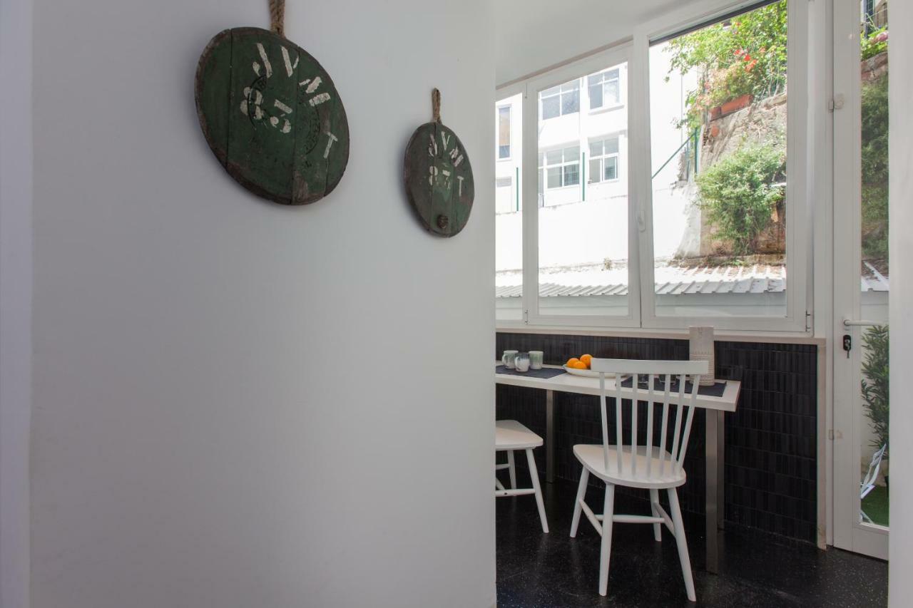 Renovated Apart With Private Courtyard, By Timecooler リスボン エクステリア 写真